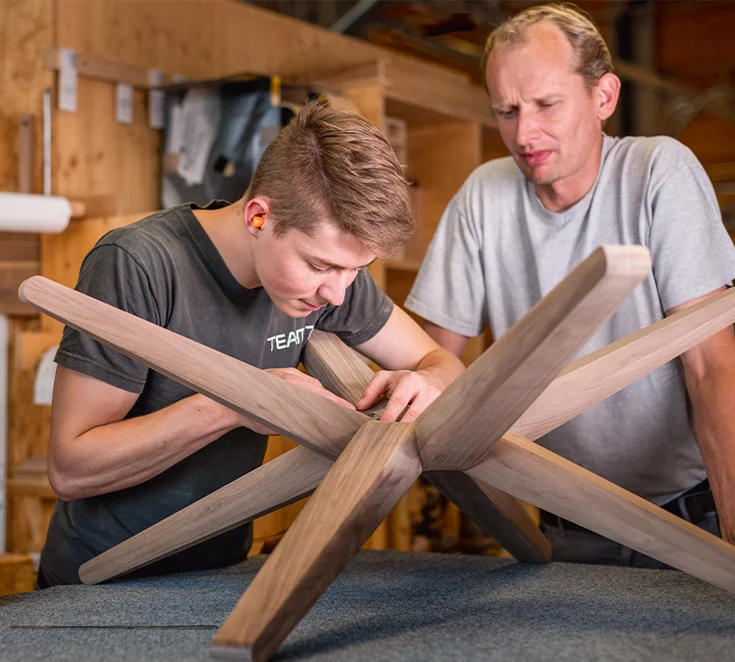 abwechslungsreiche und spannende Tischlerlehre in der Produktion in Pram