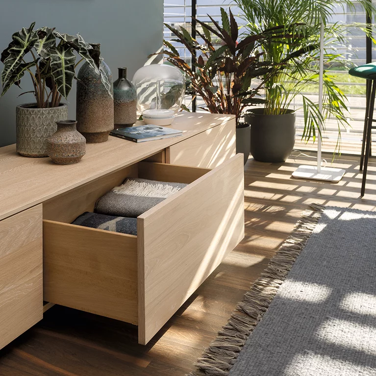 filigno wall unit in oak white oil wood with pull-out, detailed picture