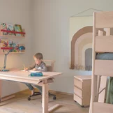 Rollcontainer kids mit Laden in Kombination mit Kinderschreibtisch, Stuhl und Dekobord