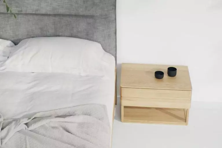 float nightstand | oak | TEAM 7
