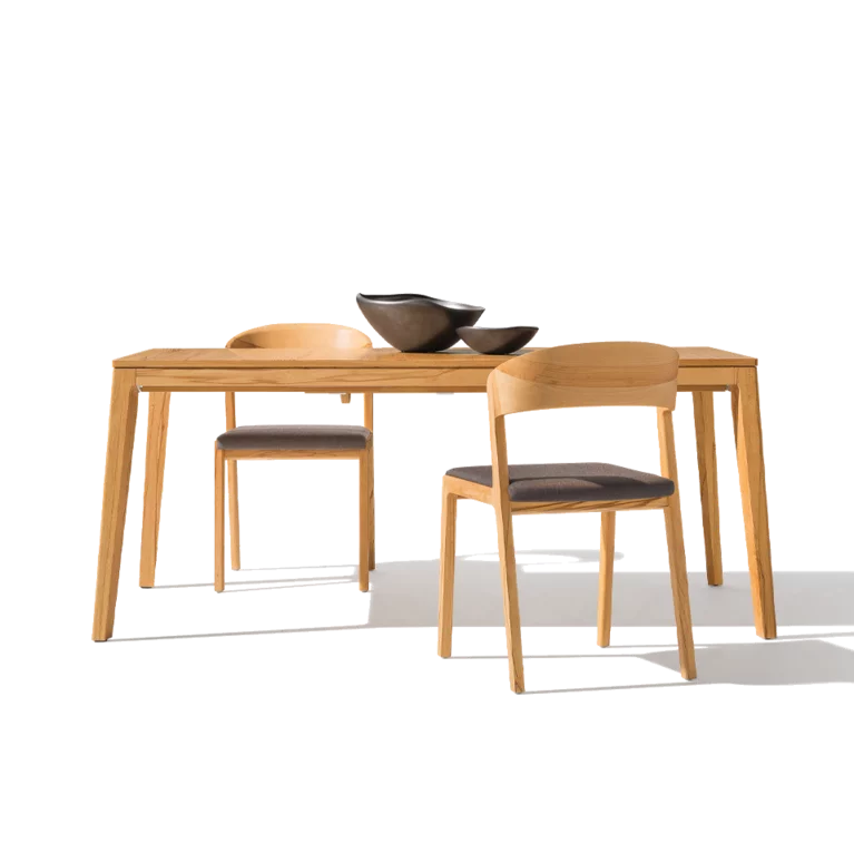 mylon extendable dining table in solid beech heartwood with cosy mylon chairs