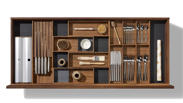 Kitchen with walnut interior and drawer unit move