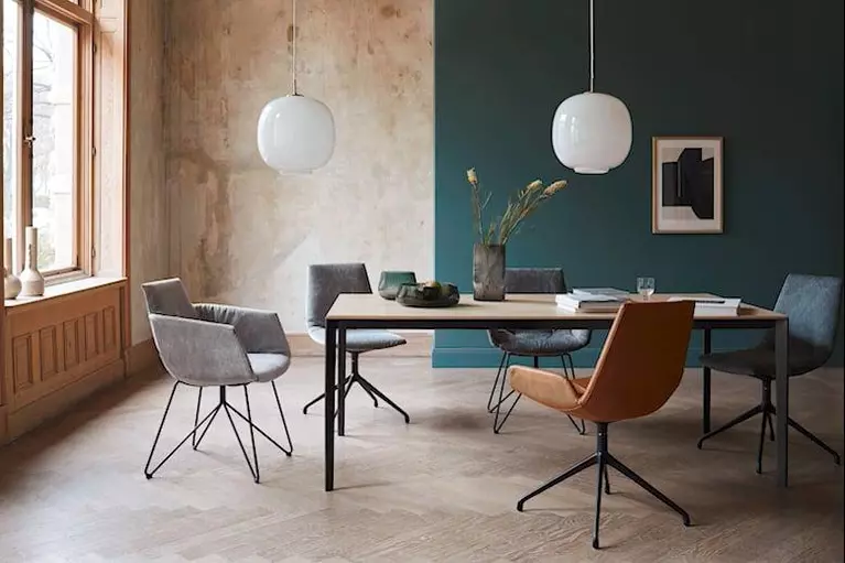 4Elemente_Link_links_unten_tak Tisch_779x519_Anschnitt responsiv_links