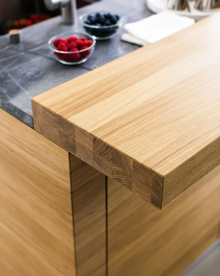 real wood kitchen linee in oak with bar top, detailed view