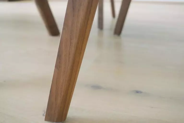 flor bench | walnut | TEAM 7