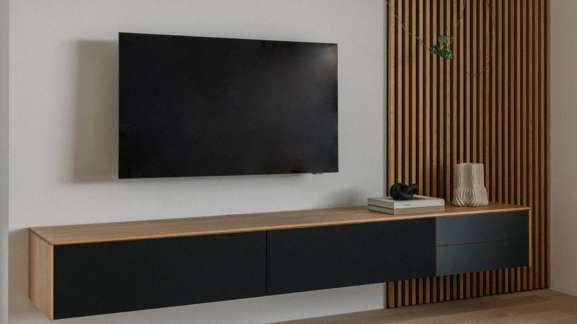 filigno home entertainment and customised wall panelling made of solid oak slats