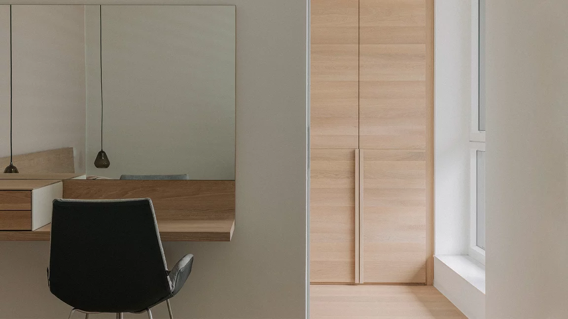 Modern riletto make-up console with lui plus chair and lunetto hinge-door wardrobe in natural oak oil