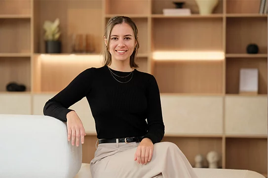 Julia Hametner von TEAM 7 Linz Junior Einrichtungsplanerin Julia Hametner von TEAM 7 Linz