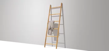 italic Leiter in Kernbuche massiv