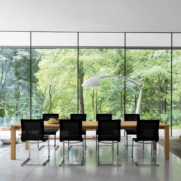 magnum dining table solid extendable in oak with magnum cantilever chairs