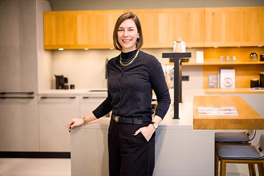 Einrichtungsplanerin Elisabeth Spreitzhofer von TEAM 7 Küche Wien