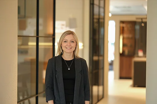 Einrichtungsplanerin Monika Schweiger von TEAM 7 Salzburg