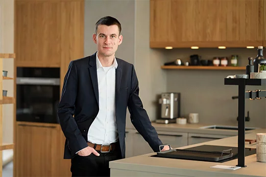 Storeleiter und Einrichtungsplaner Patrick Koller von TEAM 7 Graz