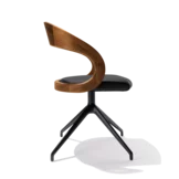 comfortable swivel chair girado with leather seat, frame in matt black and backrest in walnut, side view