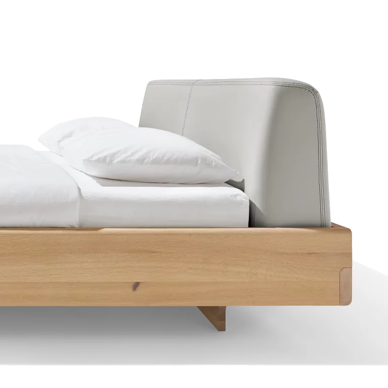 nox Bett in Eiche Wild Weißöl mit Lederkopfhaupt, Detailansicht