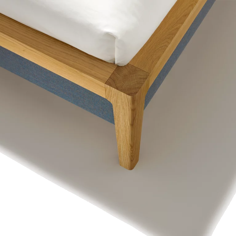 mylon bed with fabric bed sides in solid oak, detailed view