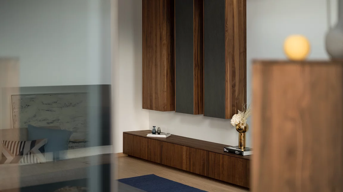 filigno wall unit in walnut and basalt black ceramic, detailed picture