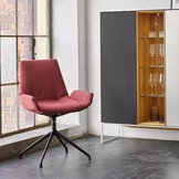 moderner Polsterstuhl lui plus mit Drehgestell in schwarz matt und dem cubus pure Highboard