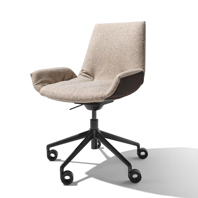 lui plus Schreibtischstuhl in Stoff mit Drehgestell schwarz matt auf Designrollen
