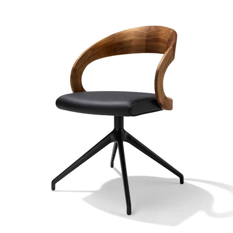 comfortable swivel chair girado with leather seat, frame in matt black and backrest in walnut