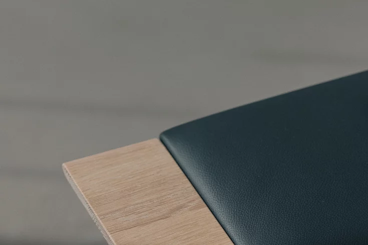 nox bench in oak white oil with leather seat, detailed view