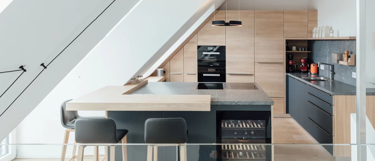 linee kitchen with ark bar stools in oak white oil